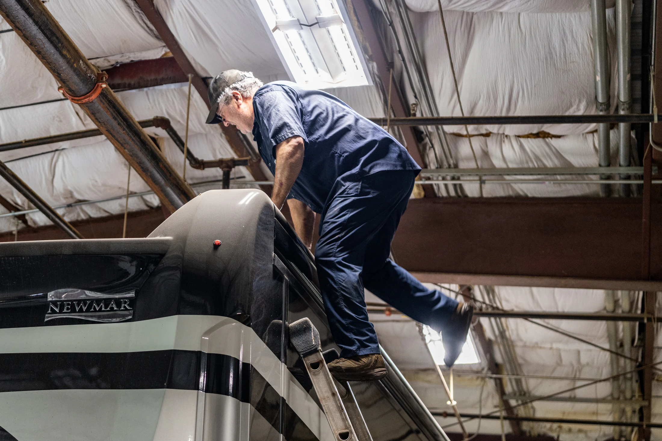 Diesel mechanic performing RV Repair in Norfolk, VA