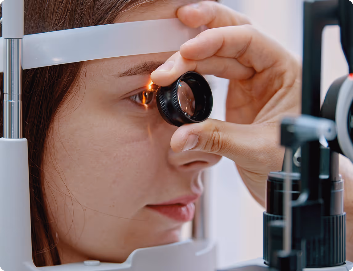 Eye examination with medical device checking patient's vision and eye health