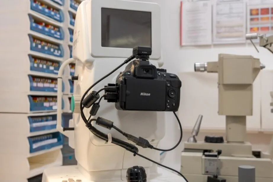 Nikon camera connected to monitor in scientific or medical laboratory setting