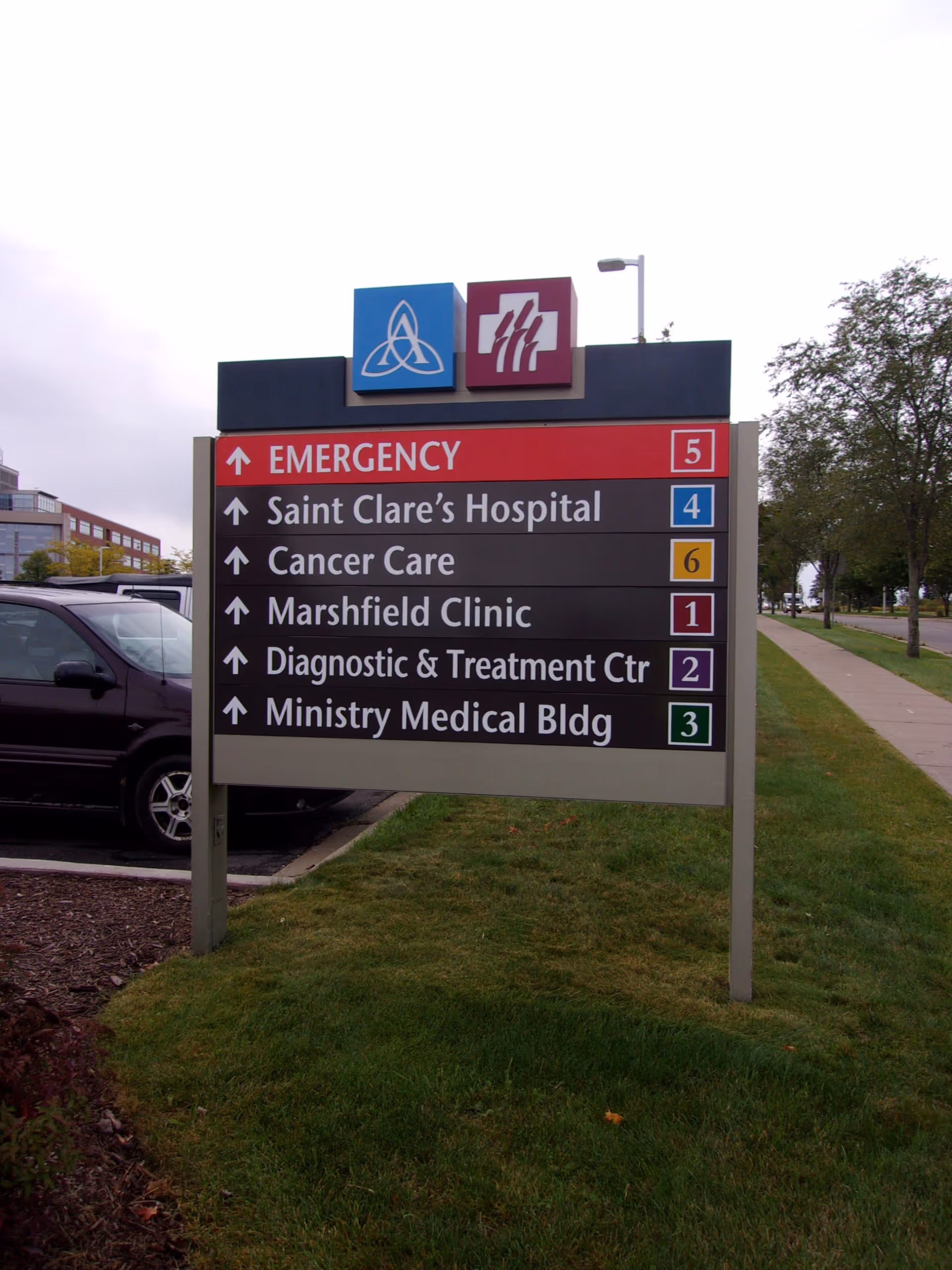 Hospital sign using a wayfinding system