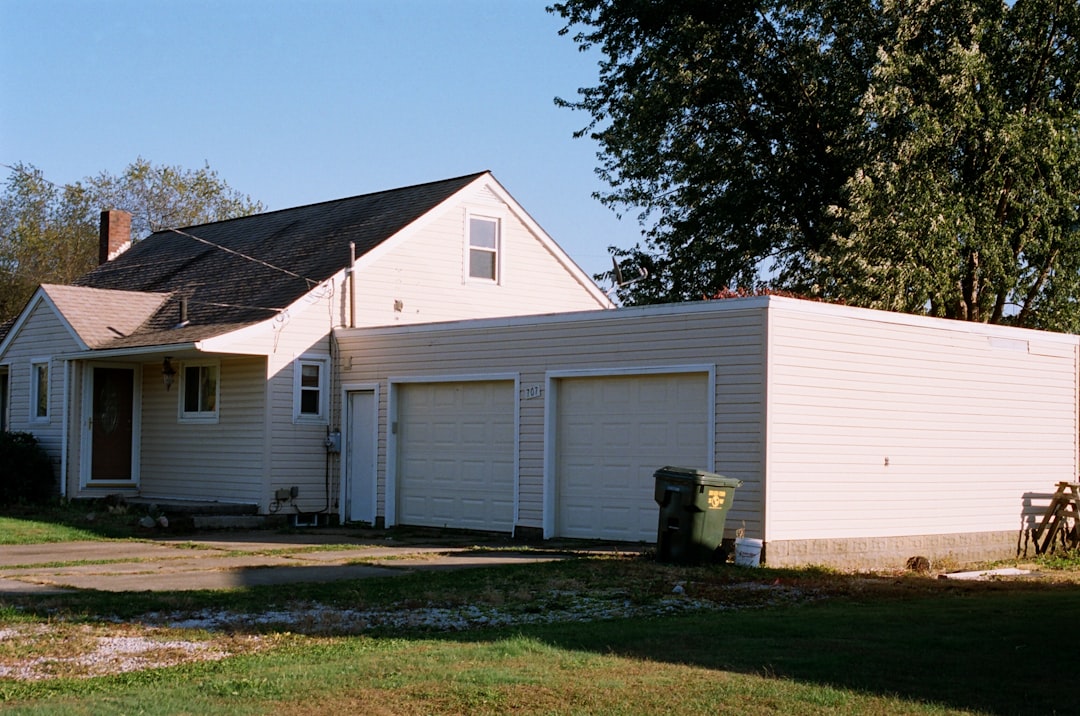 Beyond the Bugs: Why Professional Pest Control in Hudson, TX Matters