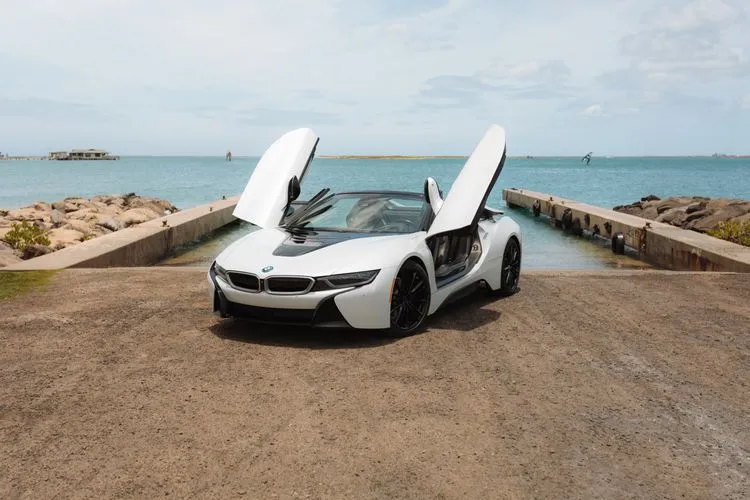 BMW i8