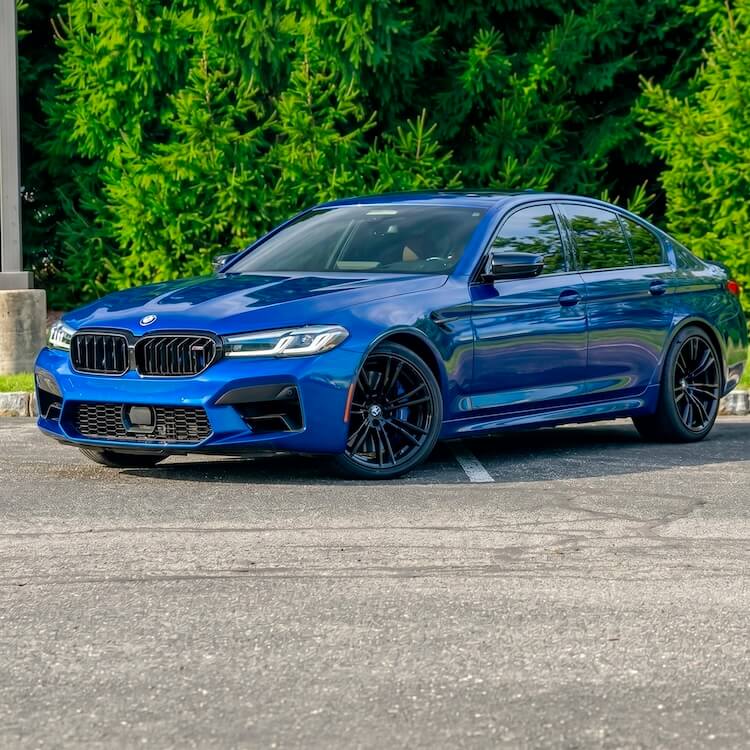 BMW M5 Blue