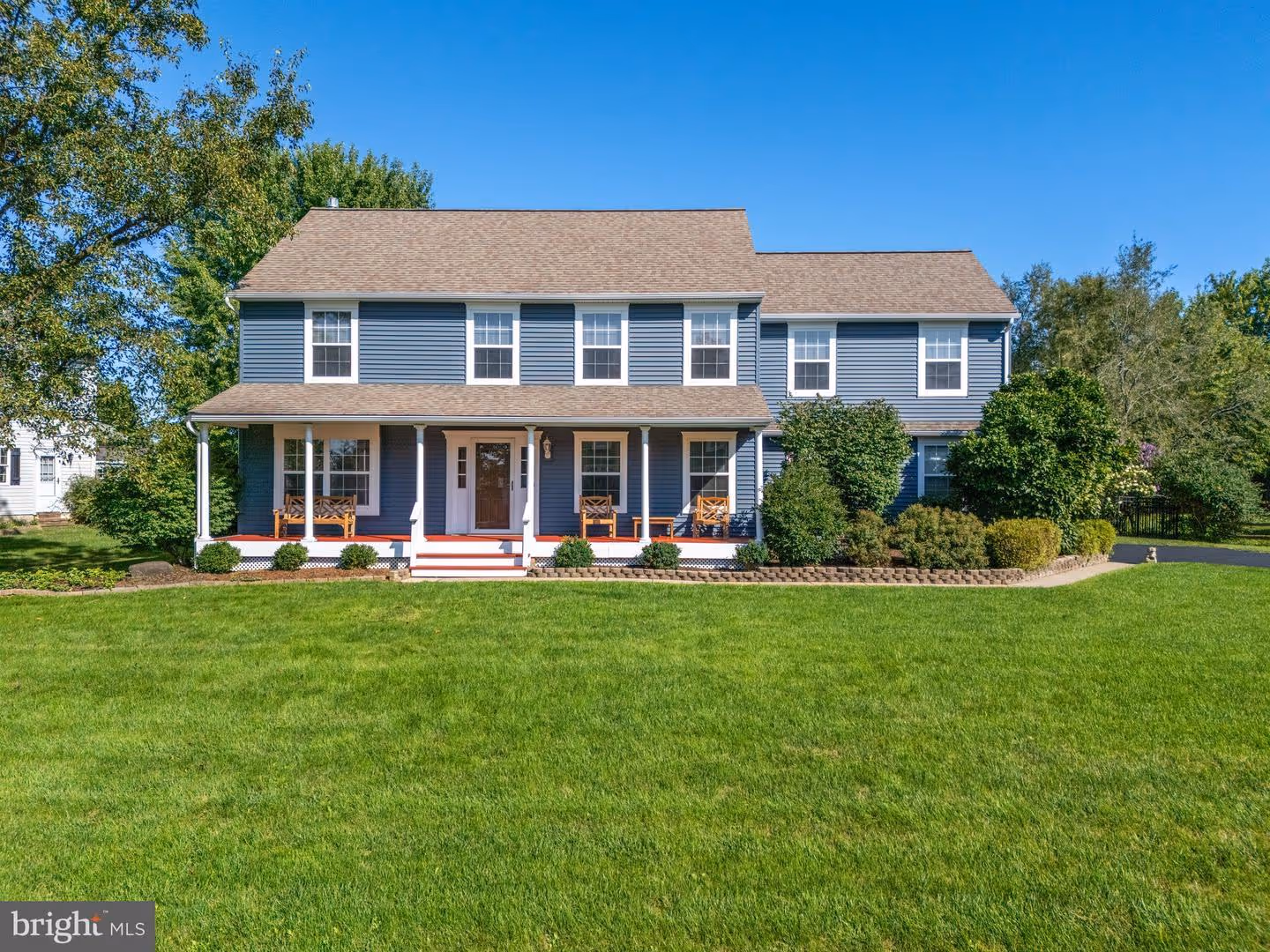 Front of house listed as sold by Chris