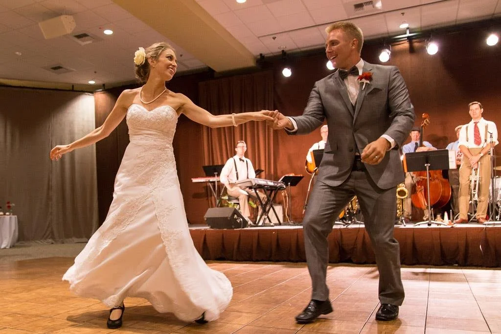 An Intimate Romantic Bold Magenta Wedding in Southern California