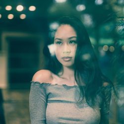 [headshot] image of customer (for an ecommerce)