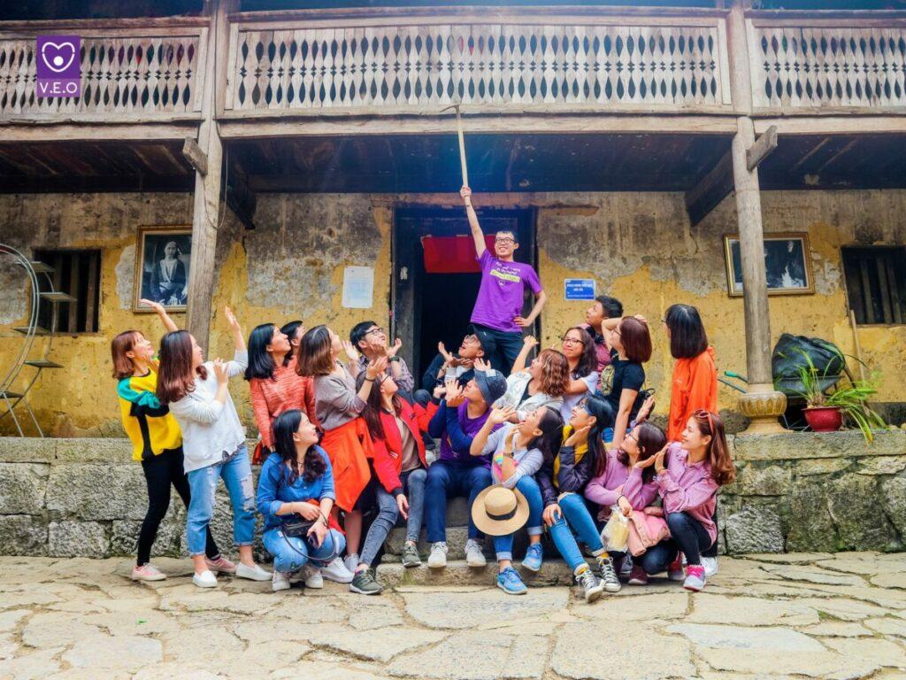 Để nổi bật và để lại ấn tượng sâu sắc trong một tập thể, việc biết cách đóng góp và thể hiện bản thân là rất quan trọng