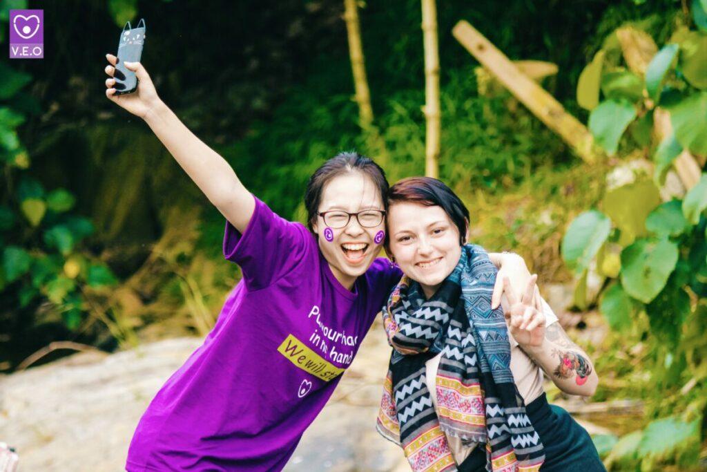 Trải nghiệm văn hóa quốc tế - rèn luyện ngoại ngữ thực tế