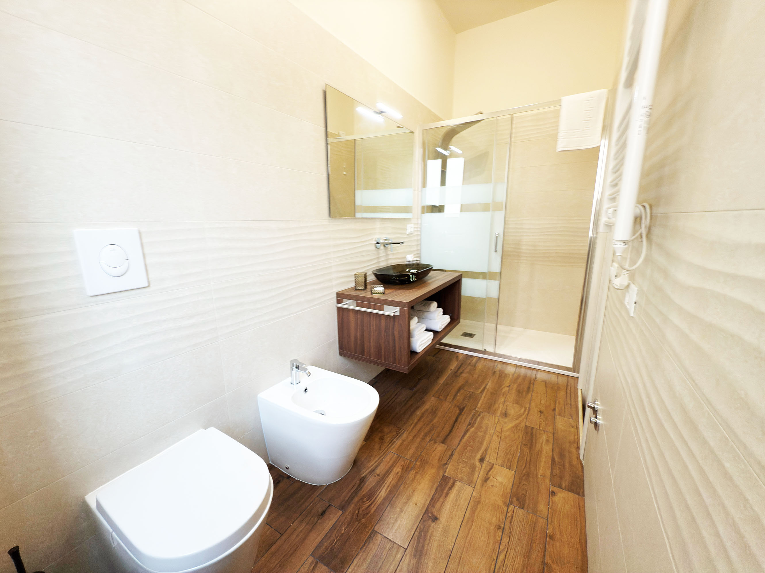 Camera matrimoniale classica con arredamento tradizionale - Ypnos B&B