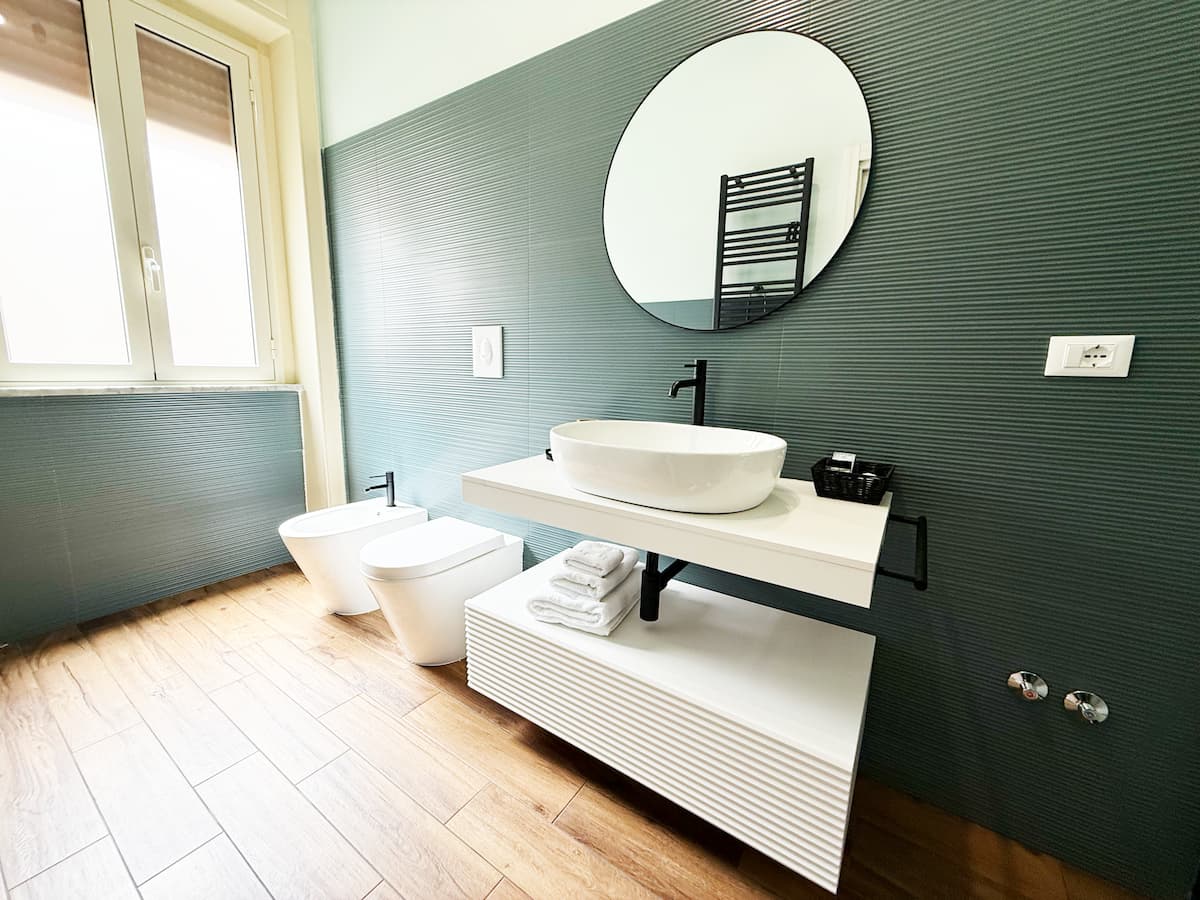 Bagno privato collegato alla stanza Industrial Room