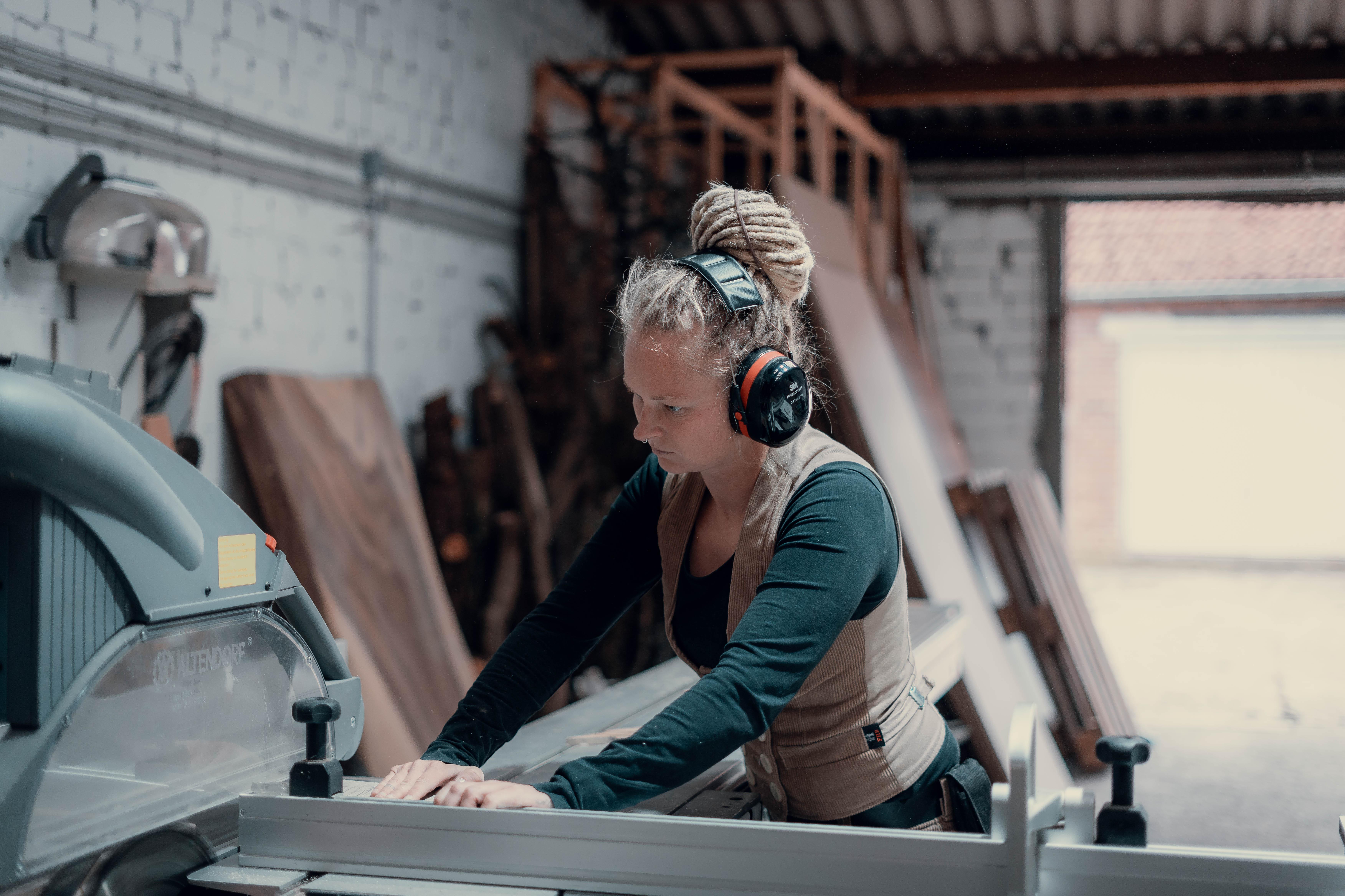 [background image] abstract image with office supplies (for a personal coach & consultant)