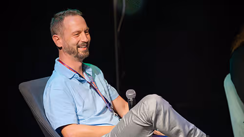 Dr. Thomas Peter auf dem GründerCampus.