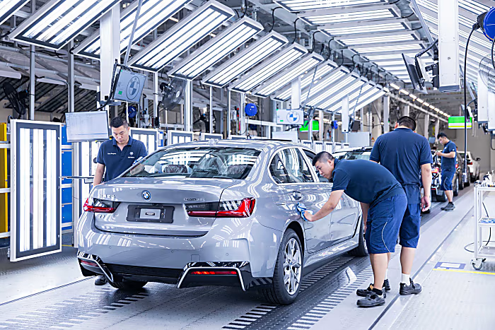 BMW Reports 37% Decline in Annual Net Profit, Cites Weakening Demand in China