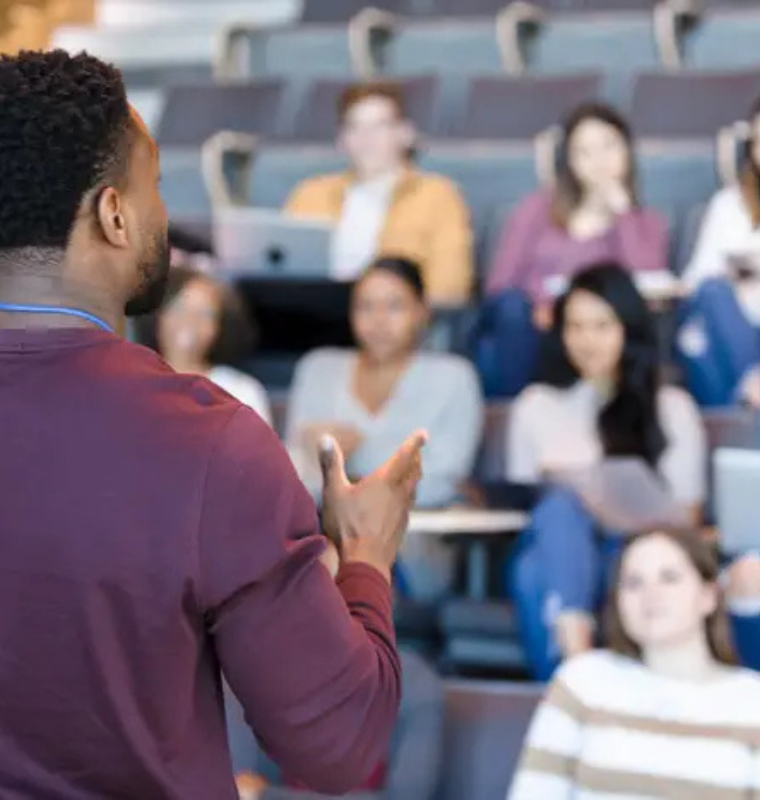 Nearly 10 Million Student Loan Borrowers Fall Behind on Payments After Repayment Resumes