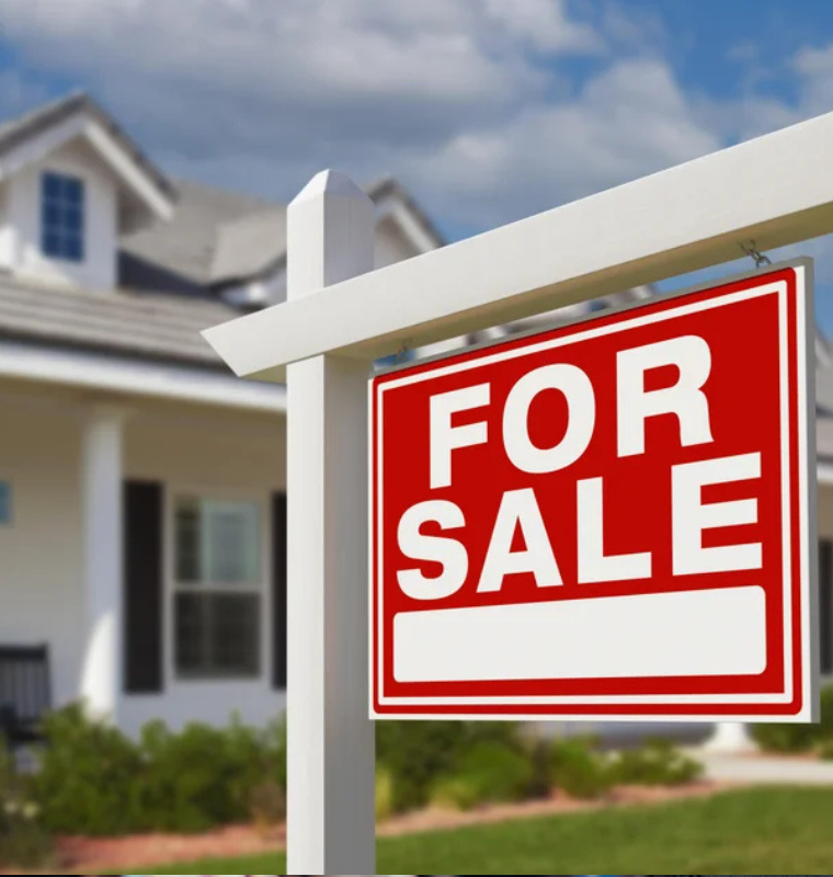 Mortgage Rates Tumble After Tariff Shock — But Homebuyers Still Face Record-High Costs