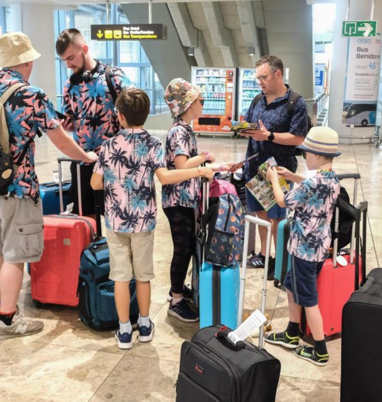 Decline in International Tourism Hits U.S. Businesses Hard: Economic Ripple Effects Unfold