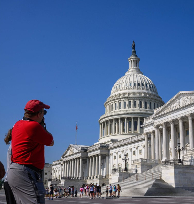 U.S. Credit Rating Downgrade Sparks Stock Market Uncertainty
