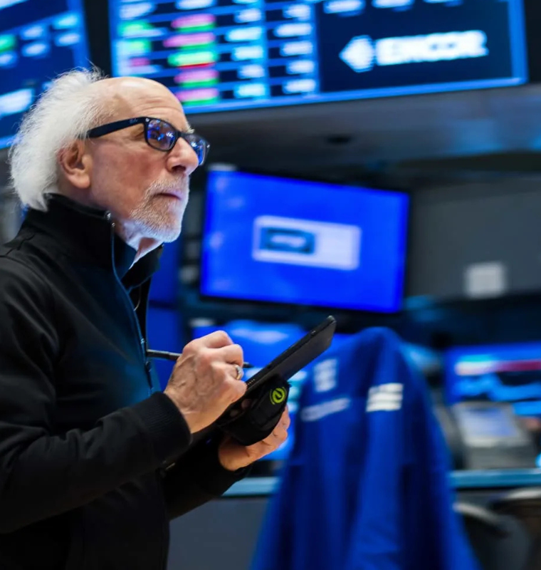 Circle Sets IPO Price at $31, Exceeding Projections with $6.8 Billion Valuation Ahead of NYSE Debut
