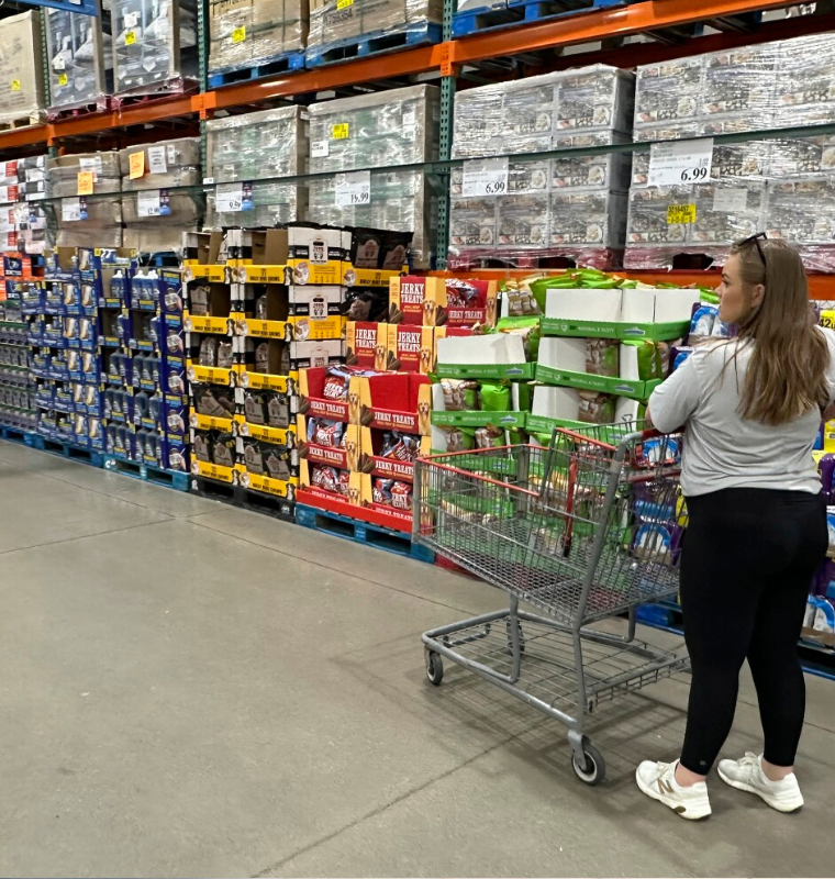 U.S. Retail Sales Drop 0.9% in May, Signaling Consumer Spending Slowdown Amid Economic Uncertainty