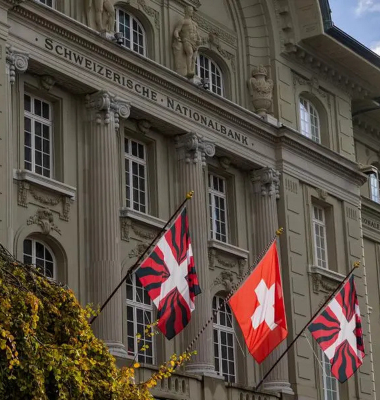 Switzerland Moves to Zero Interest Rates as Deflation Pressures Mount