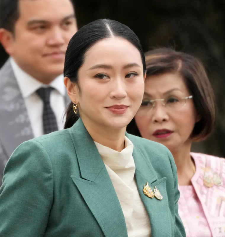 Thailand Stocks Decline as Prime Minister Paetongtarn Suspended Amid Political Turmoil