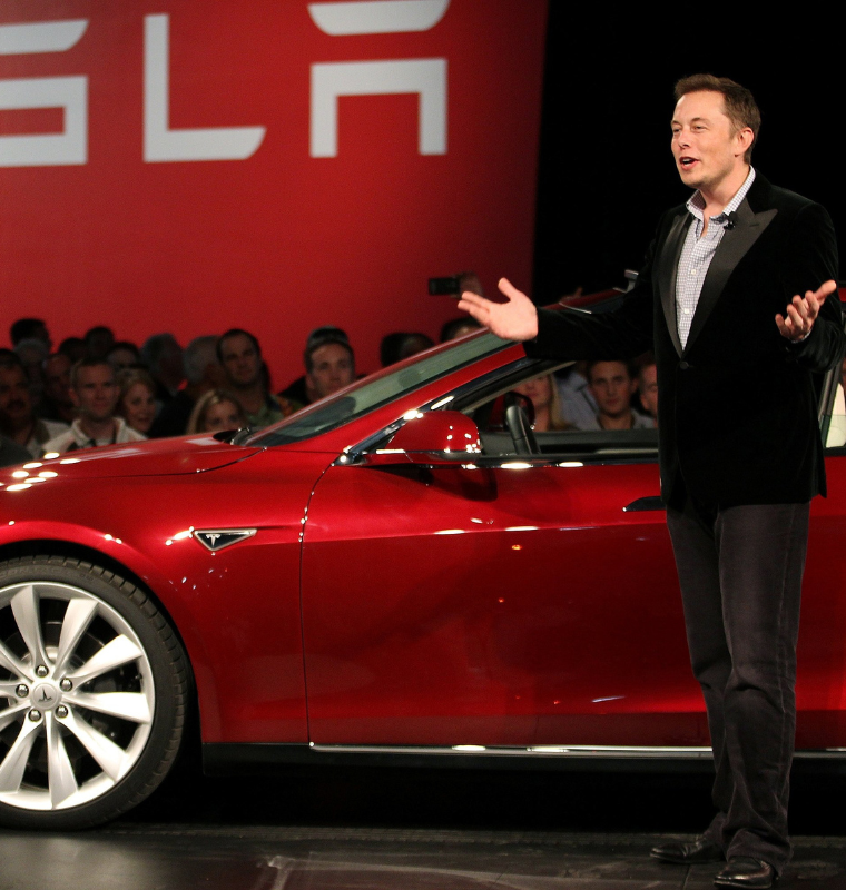 Tesla Shares Slide as Elon Musk Unveils New Political Ambitions