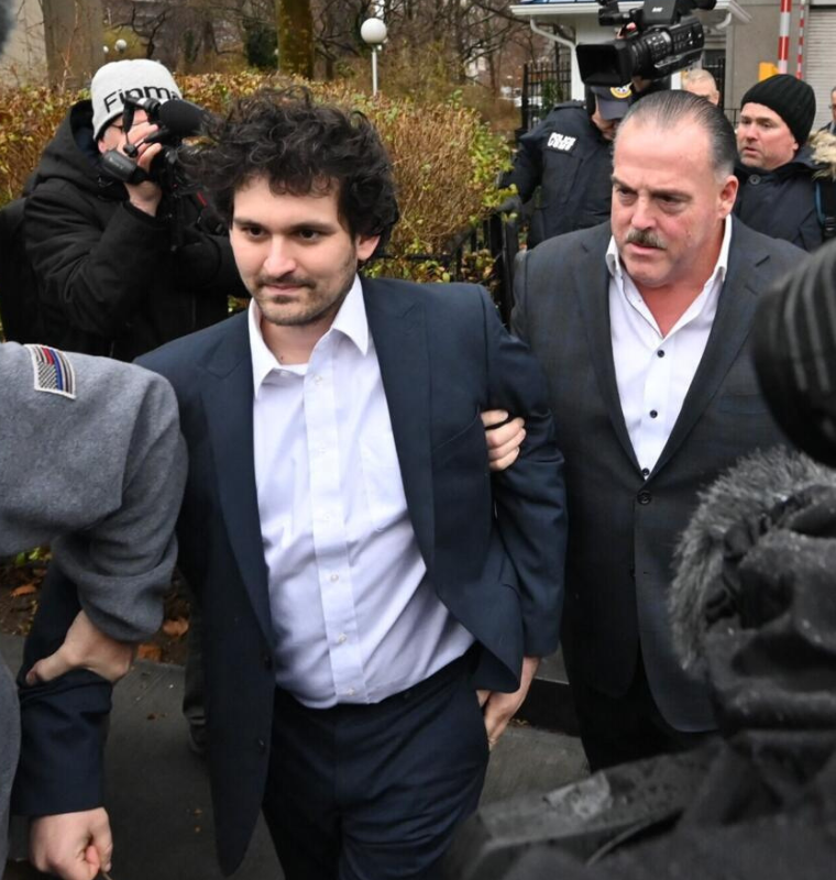 Two Men Charged in $650 Million Global Crypto Fraud That Promised 300% Returns