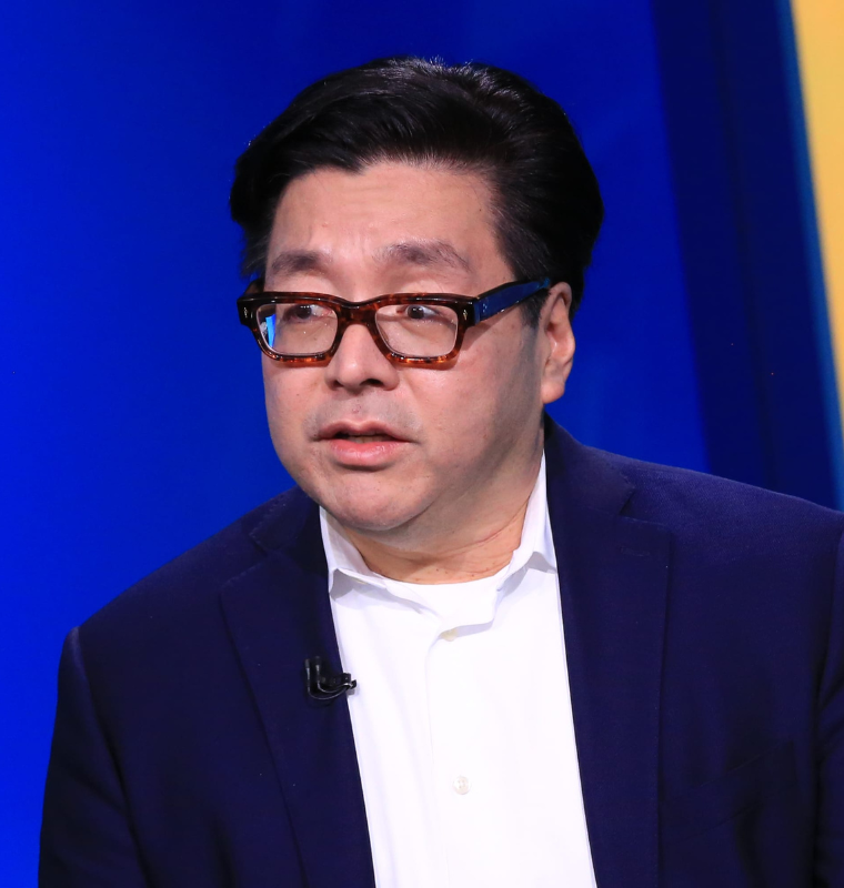 Tom Lee’s ‘Granny Shots’ ETF Outpaces the Market with 14% Return and Soars to $1.5 Billion AUM