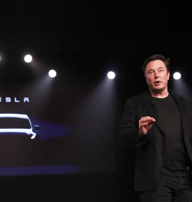 Tesla Faces Landmark Trial Over Fatal Autopilot Crash as Elon Musk’s Influence Hangs Over Jury Selection