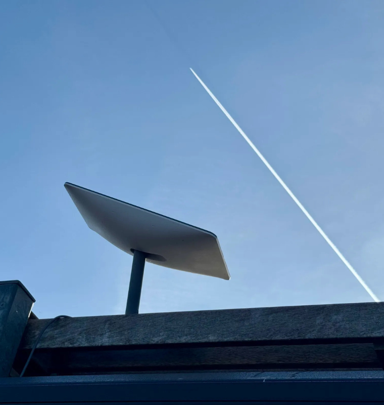 Starlink Suffers Major Outage Just Hours After T-Mobile Launches Satellite-Powered T-Satellite Service