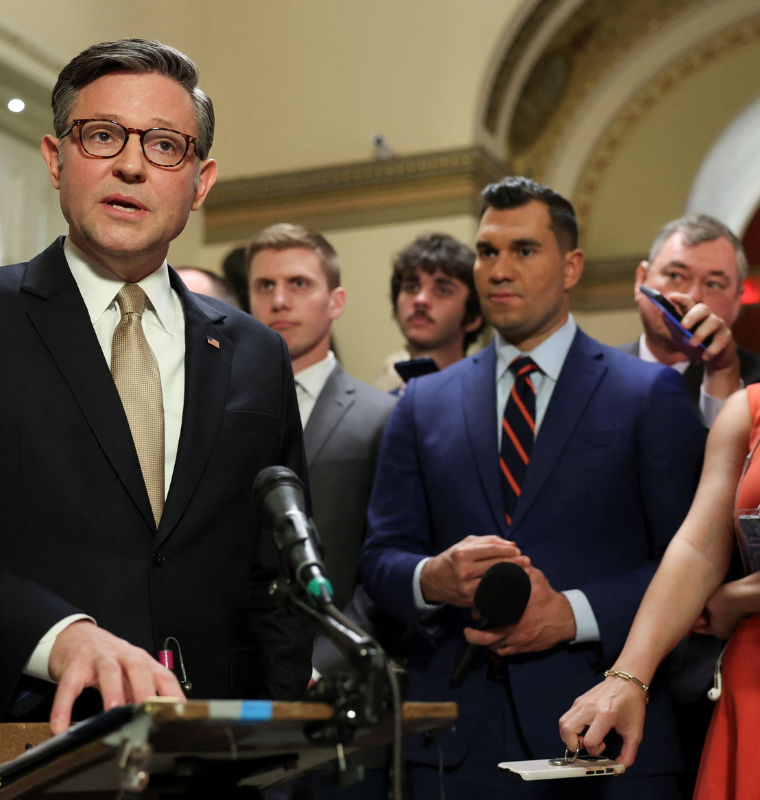 Massie Warns GOP Risks Losing Voter Trust if Epstein Files Vote Is Blocked