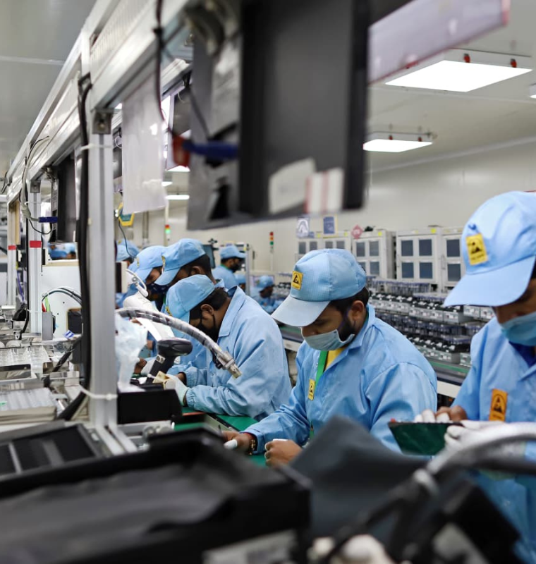 India Surpasses China as Top U.S. Smartphone Exporter Amid Manufacturing Surge