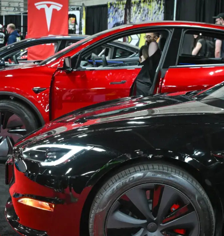 Tesla on Trial: Plaintiffs Seek $345 Million Over Deadly Florida Autopilot Crash