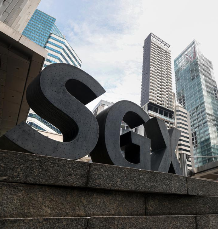 Singapore’s Stock Market Hits Record Highs — Analysts Say the Bull Market Is Just Warming Up