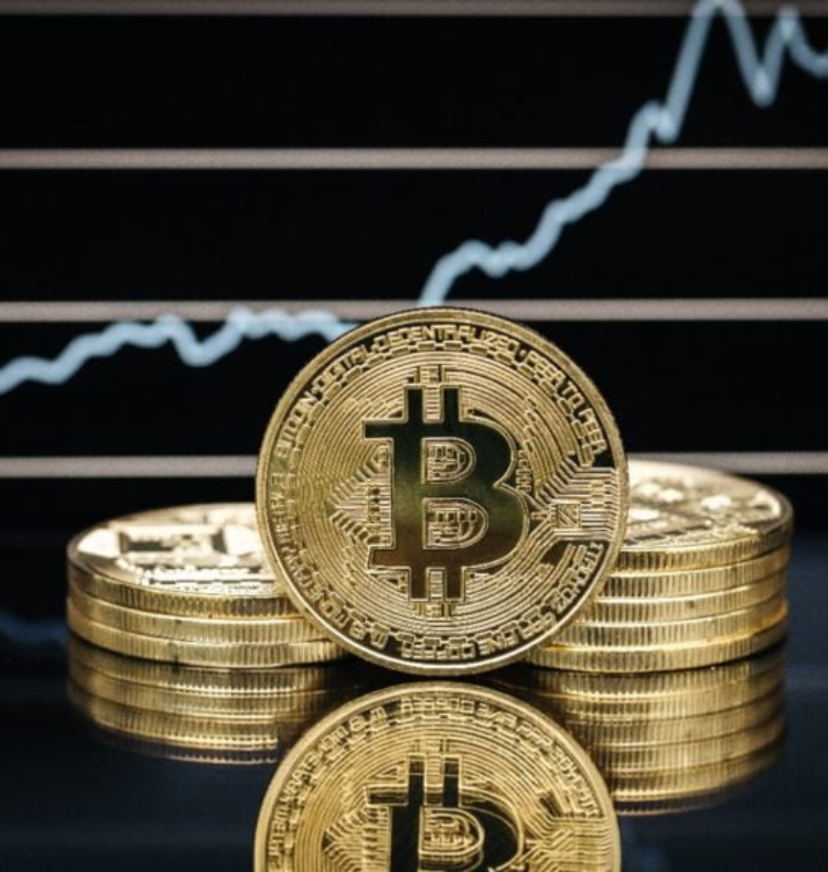 Bitcoin Experiences Significant Decline as Market Faces Turbulence