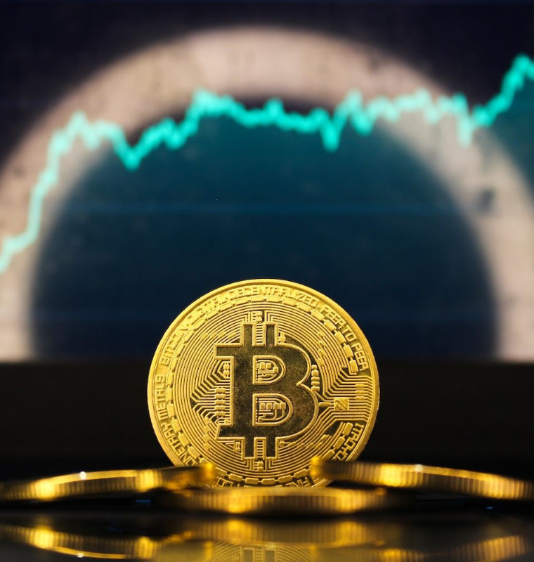 Crypto Market Stress Eases as Key Pressure Points Begin to Relax Toward Year’s End