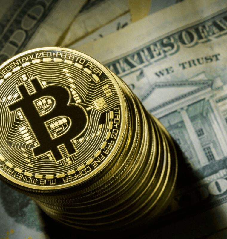 Bitcoin Stabilizes Near Eighty Nine Thousand as Traders Reassess Strategy