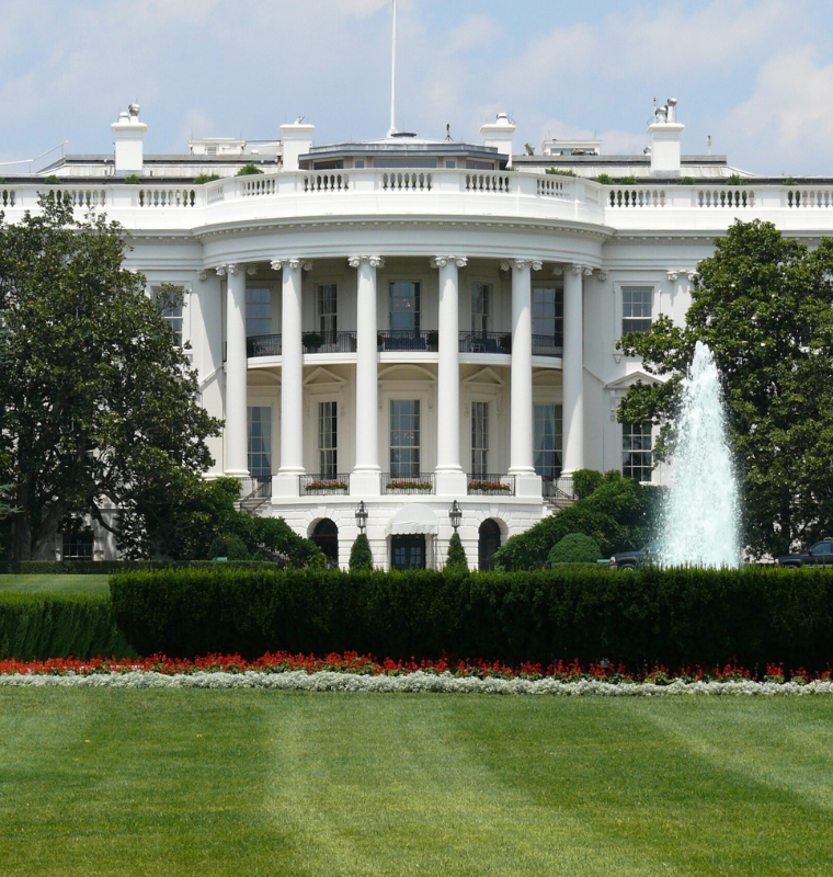 White House Engages Crypto and Banking Leaders to Address Stablecoin Yields