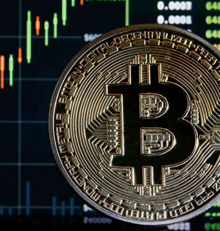 Major Cryptocurrencies Face Volatility Amid Deepening Market Uncertainty