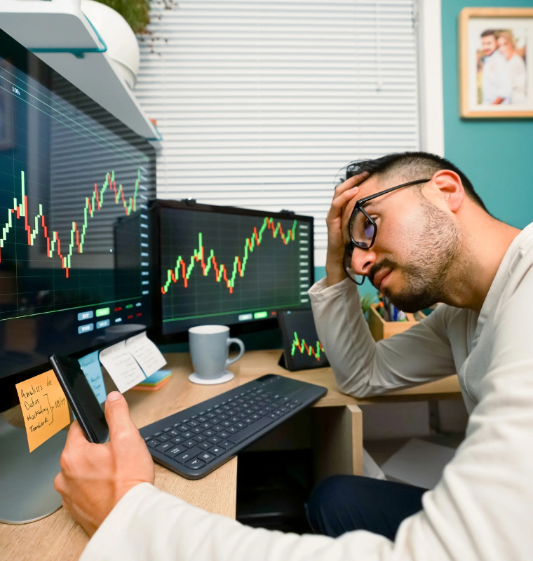 Altcoins Face Volatility as Traders Monitor Liquidity and Liquidation Levels