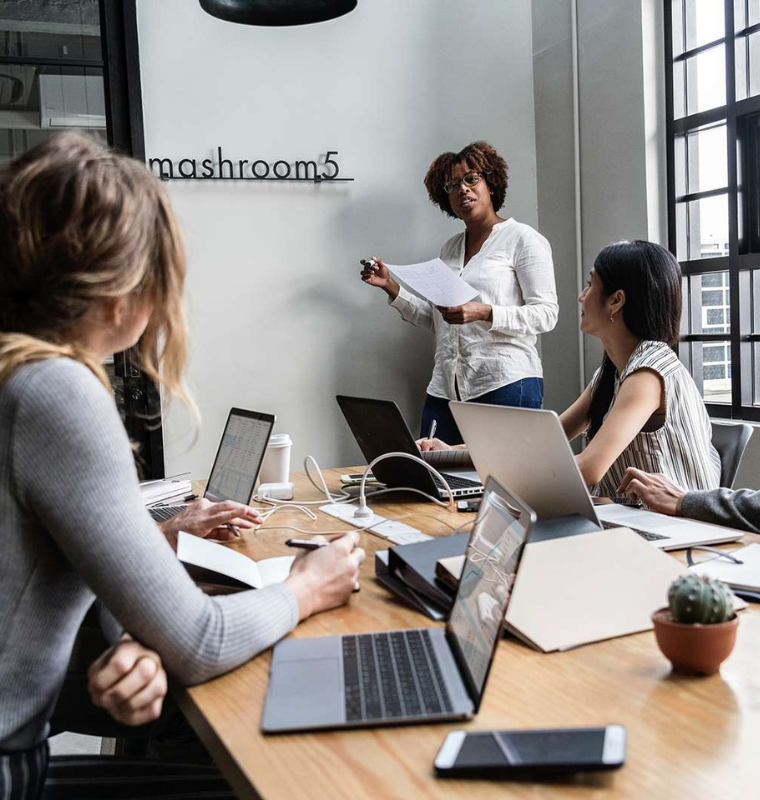 DeFi Sector Sees Selective Capital Rotation Toward Revenue Generating Protocols