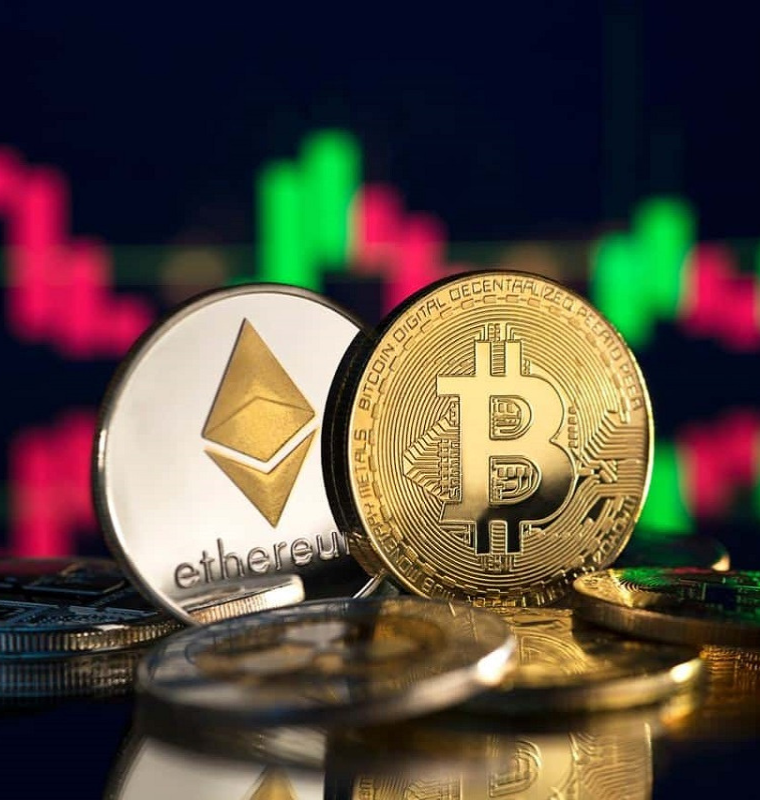 Bitcoin Surges Above Seventy Thousand Amid Geopolitical Tensions and Market Uncertainty