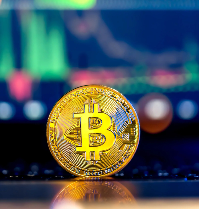 Bitcoin Rallies on Geopolitical Optimism While Algorand Gains Momentum