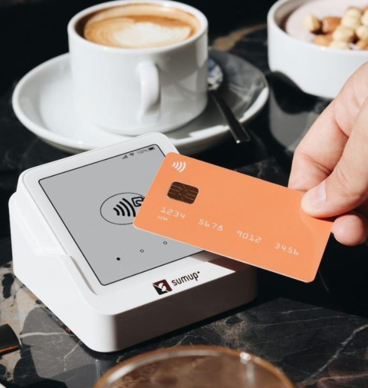 Stablecoins Hit Record Transaction Volumes as Major Financial Institutions Enter Market