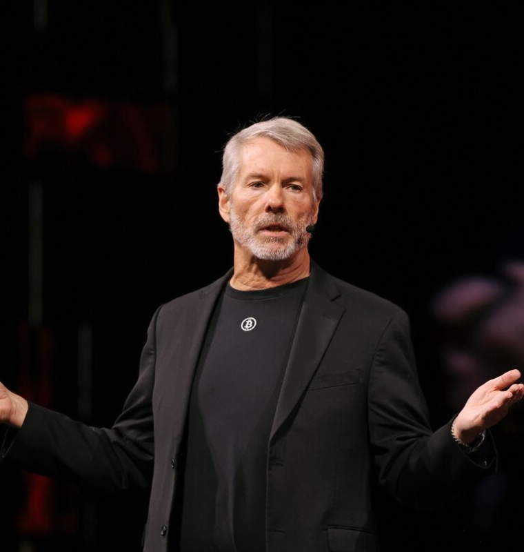 Michael Saylor’s Strategy Faces Massive Quarterly Loss As Bitcoin Volatility Shakes Corporate Crypto Holdings