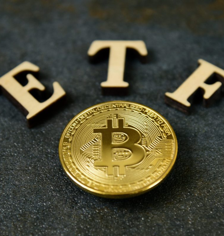 Crypto ETFs See Heavy Outflows as Investors Shift Cautious Amid Rising Treasury Yields