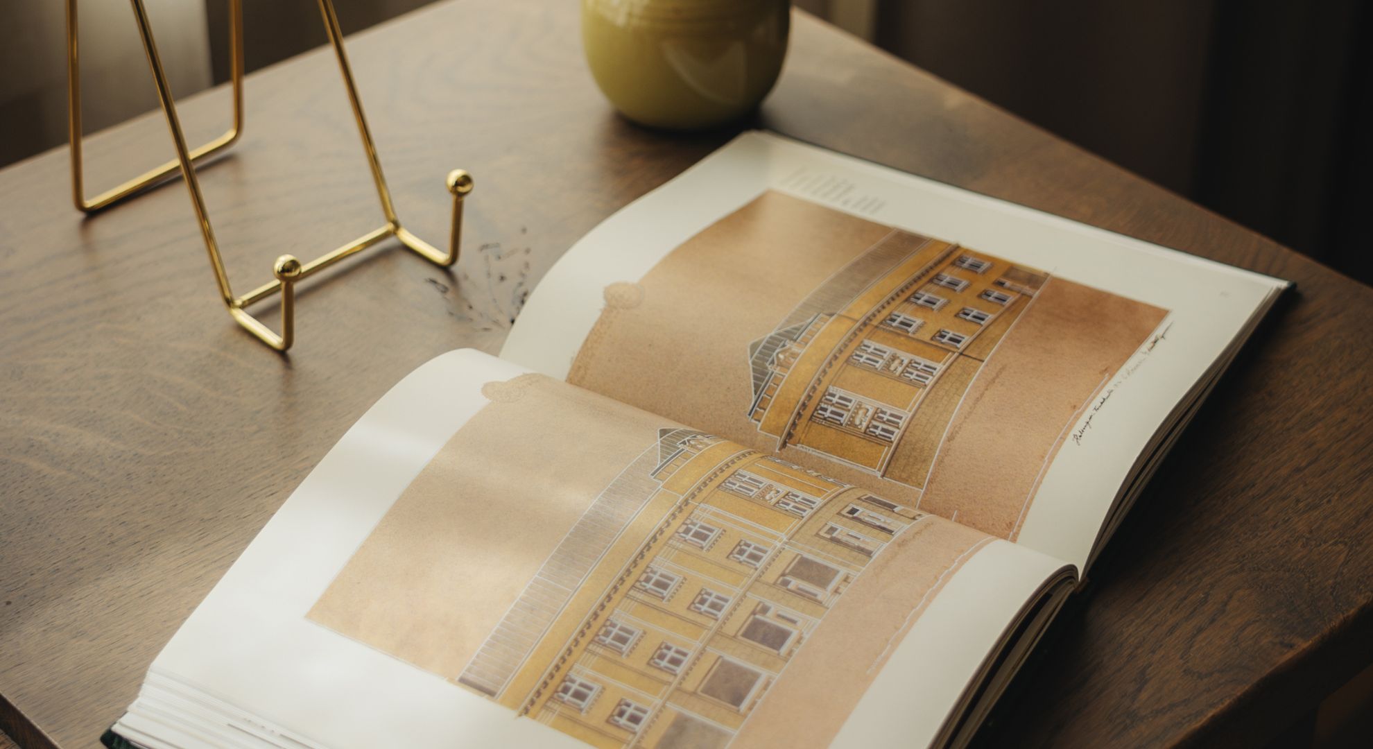 RUNO Kirja hotellin historiasta