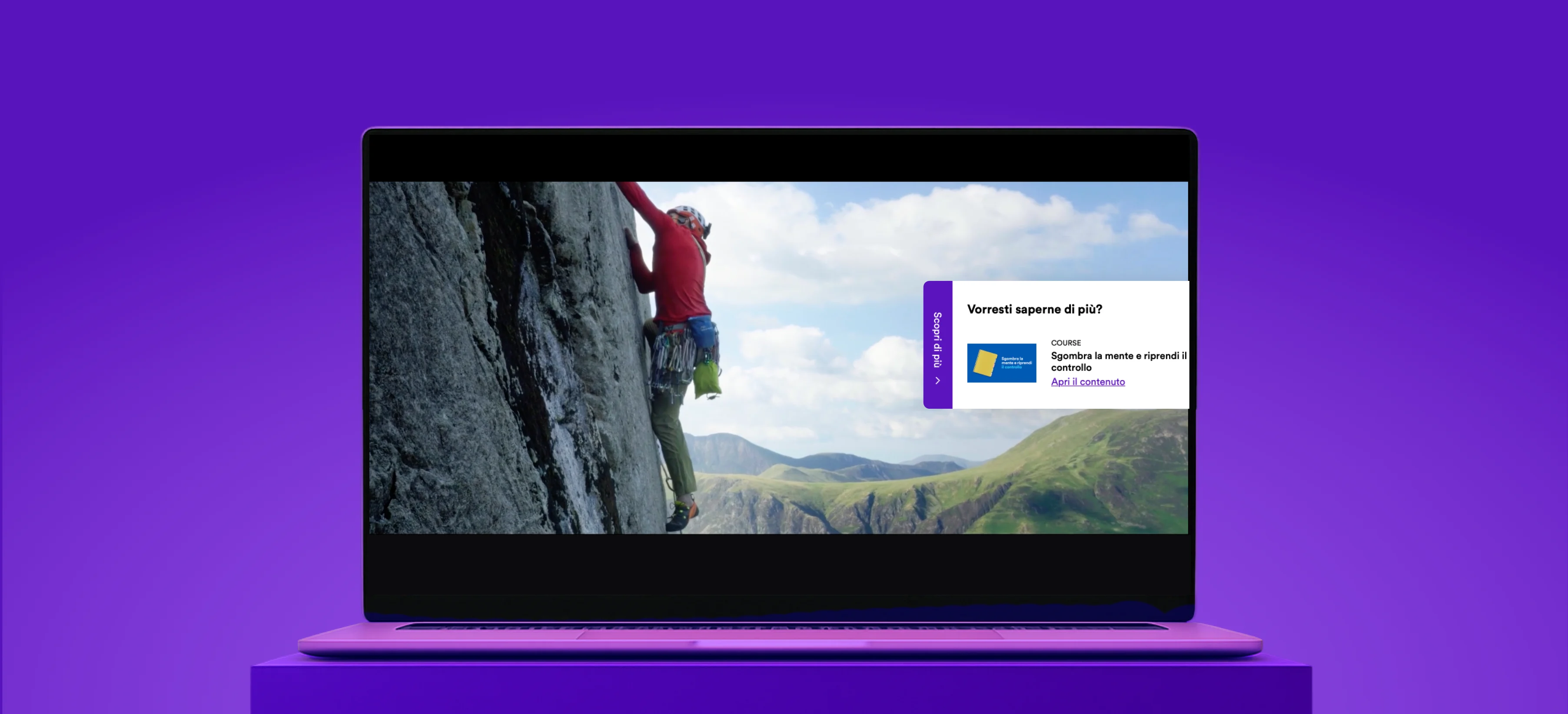 Un laptop su una piattaforma viola mostra una schermata attività di GoodHabitz, con un video di una persona che fa arrampicata e una sovrapposizione interattiva con suggerimenti di corso, a illustrare la gamma di attività disponibili sulla piattaforma di apprendimento GoodHabitz.