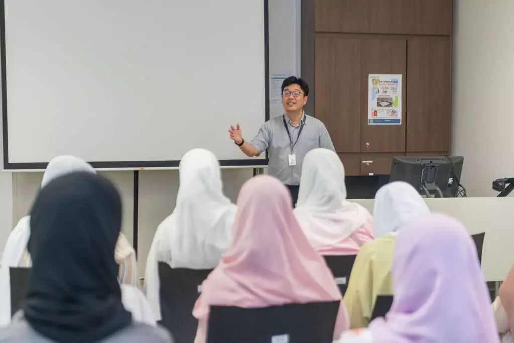 What makes our Singapore summer school stand out?