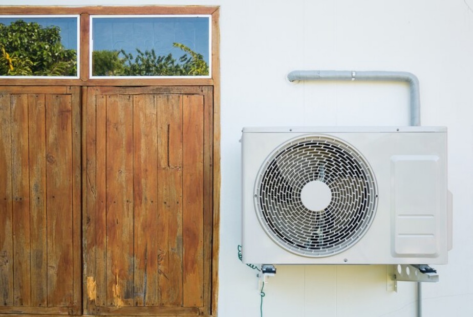 Heat Pump Refrigerant Leaks in Tempe: Signs and Solutions